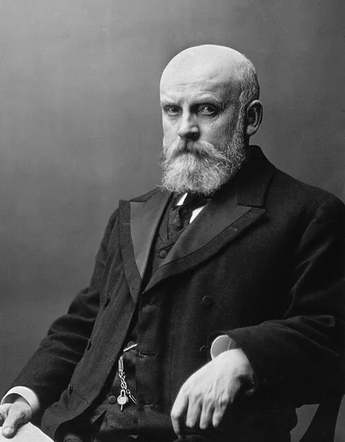 1895年 - ジョン・ハインド、天文学者(* 1823年)