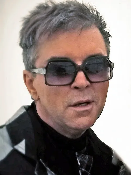 2015年 - スティーヴ・ストレンジ、歌手(* 1959年)