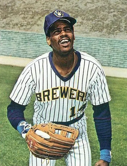 1962年 - ディオン・ジェームズ、元プロ野球選手