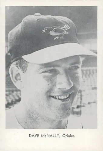 1942年 - デーブ・マクナリー、元プロ野球選手（+ 2002年）