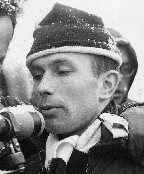 1936年 - トラルフ・エンヤン、元スキージャンプ選手