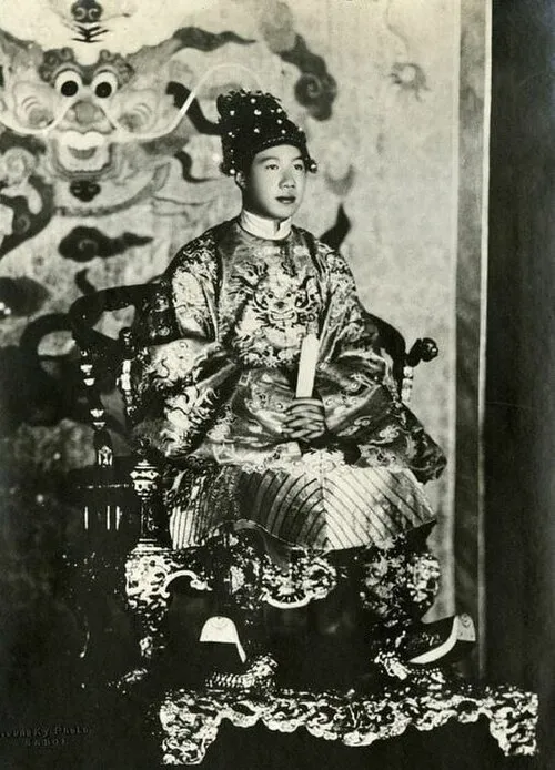 1913年 - バオ・ダイ、ベトナム阮朝最後の皇帝（+ 1997年）