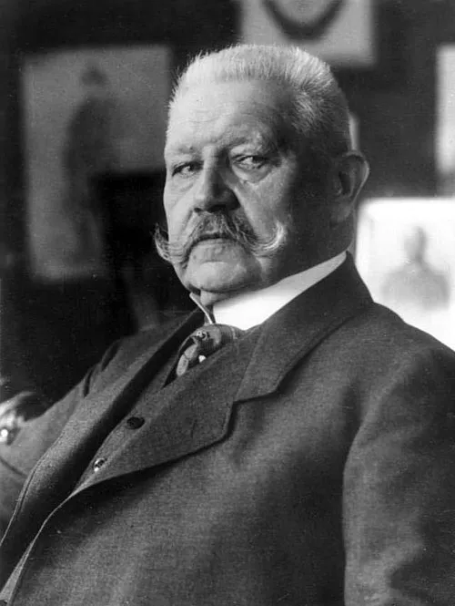 1847年 - パウル・フォン・ヒンデンブルク、政治家、ドイツ大統領(+ 1934年)