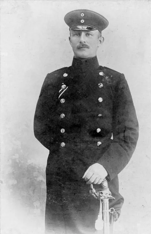 1870年 - パウル・フォン・レットウ=フォルベック、軍人(+ 1964年)