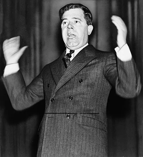 1935年 - ヒューイ・ロング、政治家、ルイジアナ州知事、アメリカ合衆国上院議員（* 1893年）