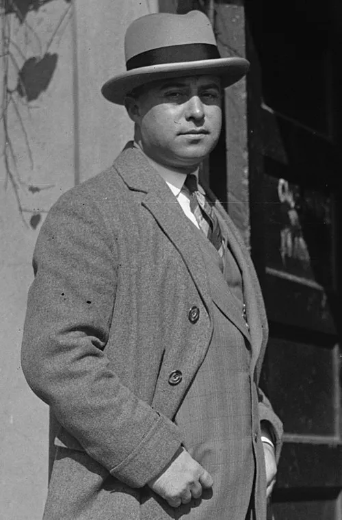 1896年 - ビル・マゴワン、メジャーリーグ審判(+ 1954年)