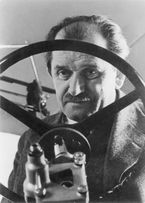 1951年 - フェルディナント・ポルシェ、自動車エンジニア(* 1875年)