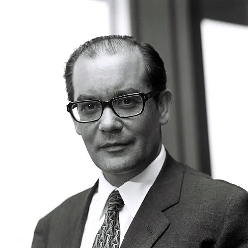 1991年 - フランコ・マリア・マルファッティ、第3代欧州委員会委員長（* 1927年）