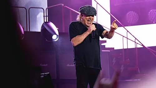 1947年 - ブライアン・ジョンソン、歌手(AC/DC)