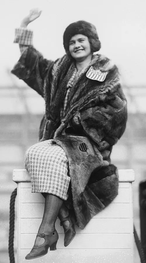 1900年 - ベアトリクス・ローラン、フィギュアスケート選手(+ 1975年)