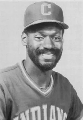 1953年 - ホアン・アイケルバーガー、元プロ野球選手
