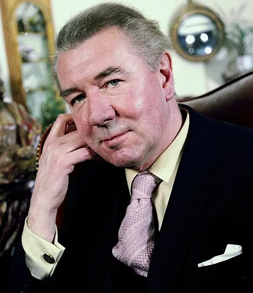 1908年 - マイケル・レッドグレイヴ、俳優(+ 1985年)