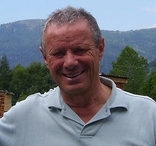2022年 - マウリツィオ・ザンパリーニ、実業家、元パレルモFC会長(* 1941年)