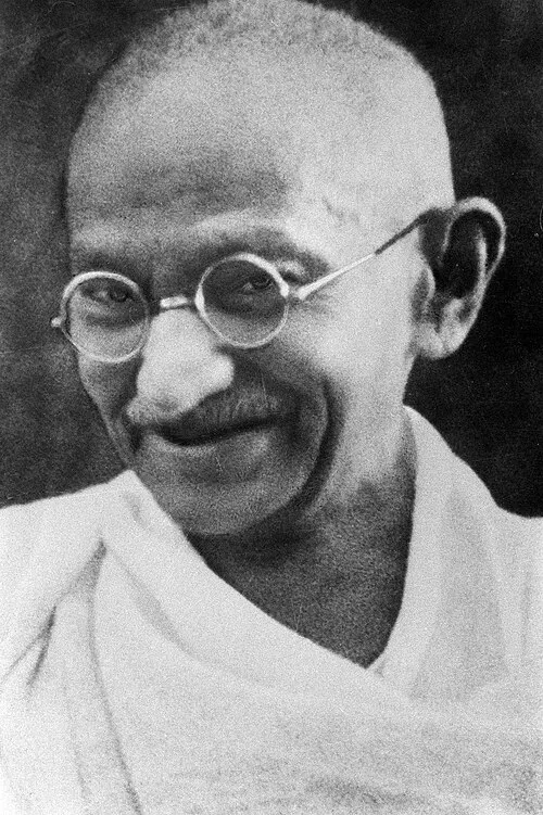 1948年 - マハトマ・ガンディー、インドの宗教家、独立運動家(* 1869年)