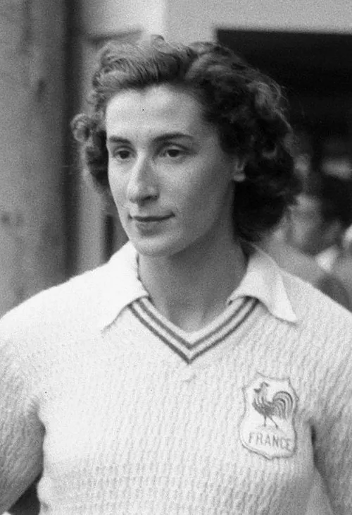 2001年 - ミシュリーヌ・オステルメイヤー、砲丸投げ選手、1948年ロンドン五輪金メダリスト