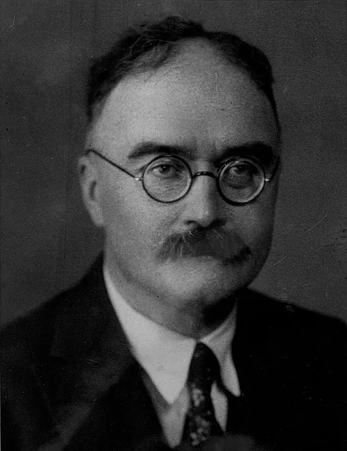 1877年 - モーリス・アルブヴァクス、社会学者（+ 1945年）