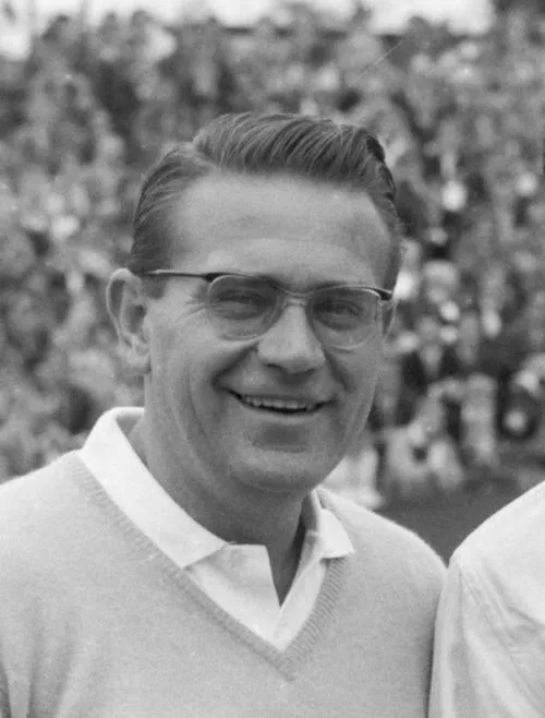 2001年 - ヤロスラフ・ドロブニー、テニス選手、アイスホッケー選手(* 1921年)