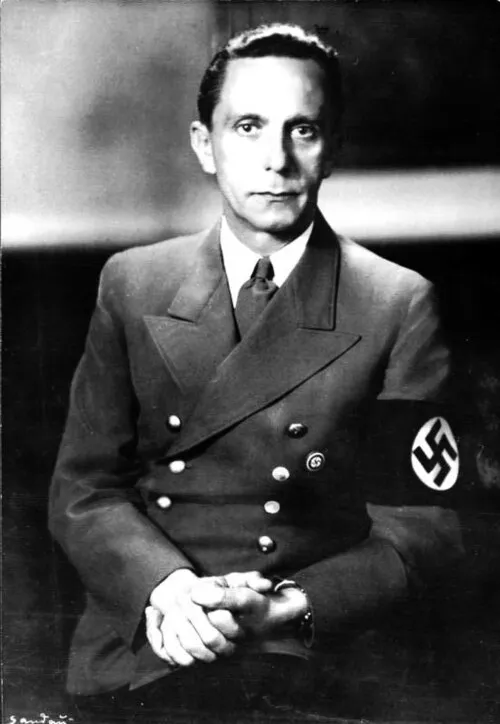 1897年 - ヨーゼフ・ゲッベルス、政治家、ナチス・ドイツの宣伝相(+ 1945年)