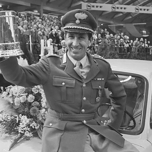2013年 - ライモンド・ディンゼオ、馬術競技選手、1960年ローマ五輪金メダリスト(* 1925年)