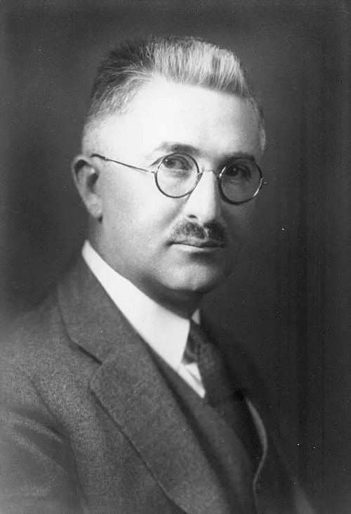 1888年 - ラルフ・ハートレー、電子工学研究者（+ 1970年）