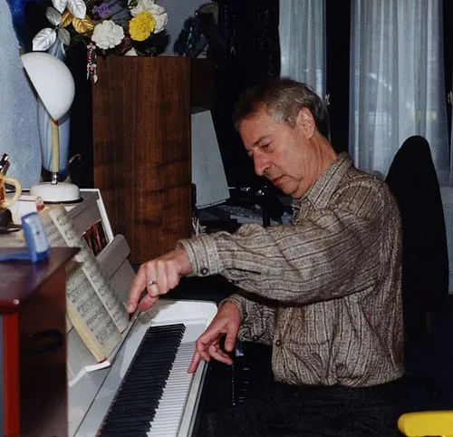 1929年 - リュック・フェラーリ、作曲家(+ 2005年)