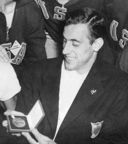 1931年 - リンディ・レミギノ、陸上競技選手（+ 2018年）