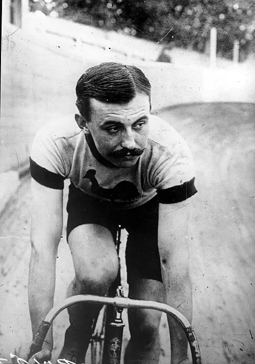 1882年 - ルシアン・プティブルトン、自転車選手（+ 1917年）