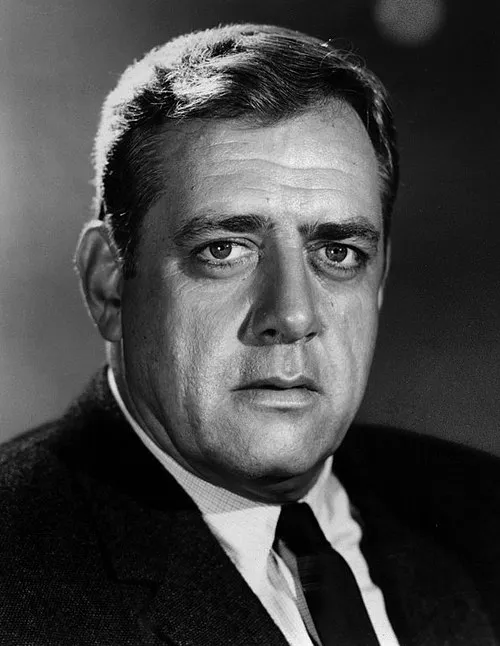 1917年 - レイモンド・バー、俳優(+ 1993年)