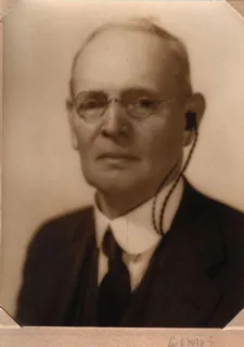 1951年 - ロバート・グラント・エイトケン、天文学者（* 1864年）