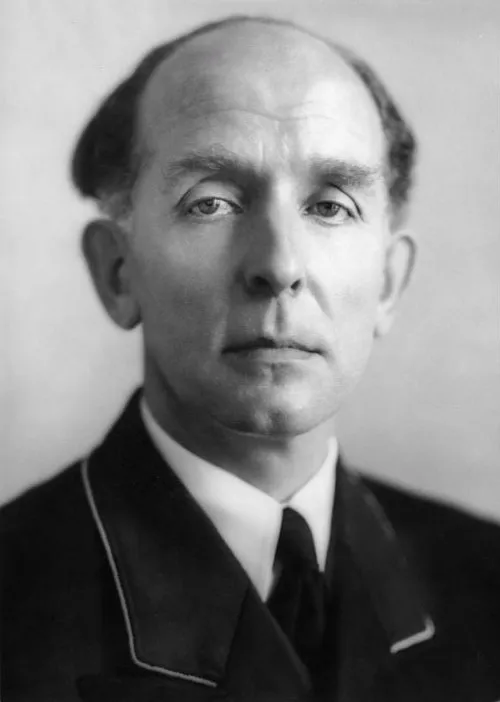 1893年 - ローラント・フライスラー、ナチス・ドイツ人民法廷長官(+ 1945年)