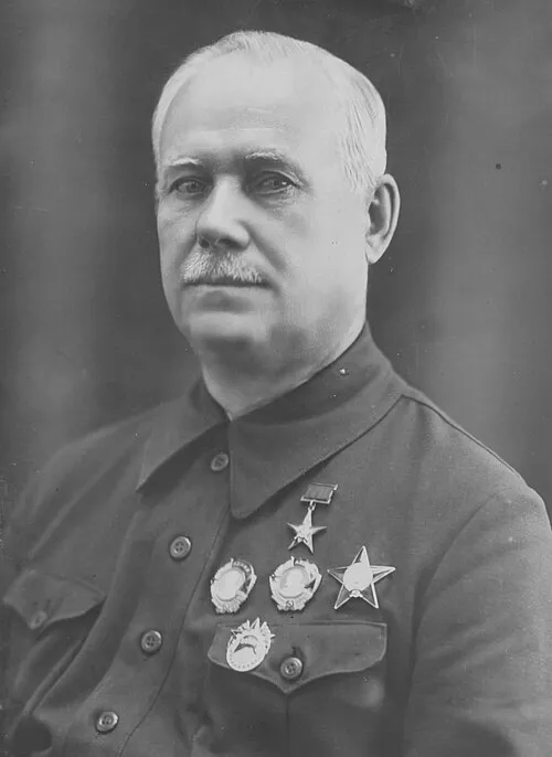 1880年 - ヴァシーリー・デグチャレフ、軍人、銃器設計者（+ 1949年）