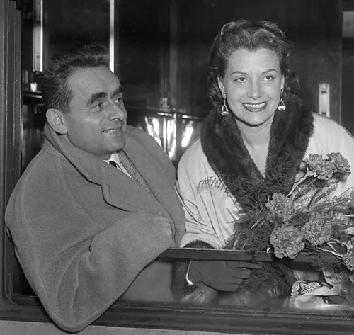 1960年 - ヴェラ・クルーゾー、女優（* 1913年）