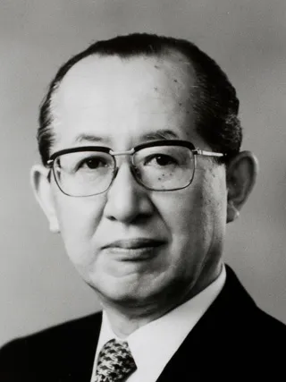 2010年 - 伊藤正己、元最高裁判事、東大名誉教授 （* 1919年）
