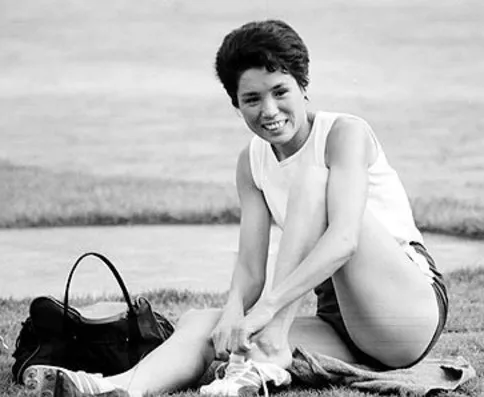 1983年 - 依田郁子、陸上競技選手（* 1938年）