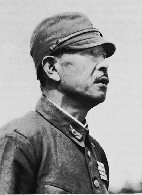 1947年 - 安達二十三、日本陸軍の中将（* 1890年）