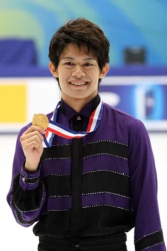 1989年 - 小塚崇彦、元フィギュアスケート選手