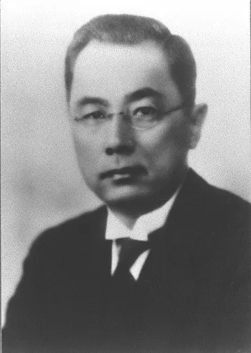 1888年 - 小泉信三、経済学者（+ 1966年）