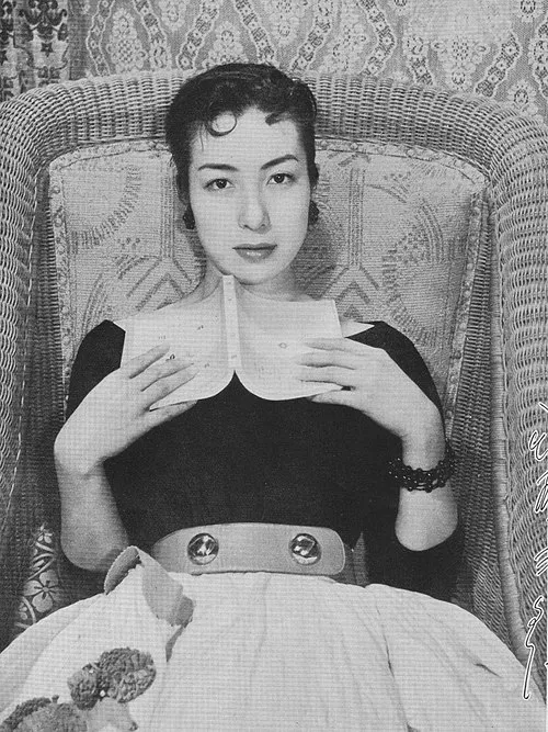 2001年 - 新珠三千代、女優(* 1930年)