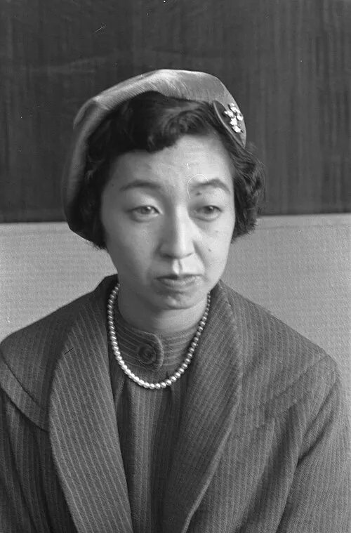 1925年 - 東久邇成子、皇族(+ 1961年)
