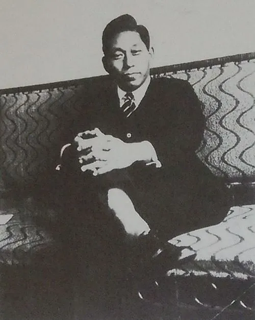 1901年 - 松前重義、東海大学創設者(+ 1991年)