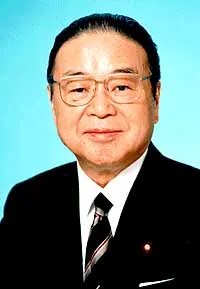 1926年 - 梶山静六、政治家（+ 2000年）