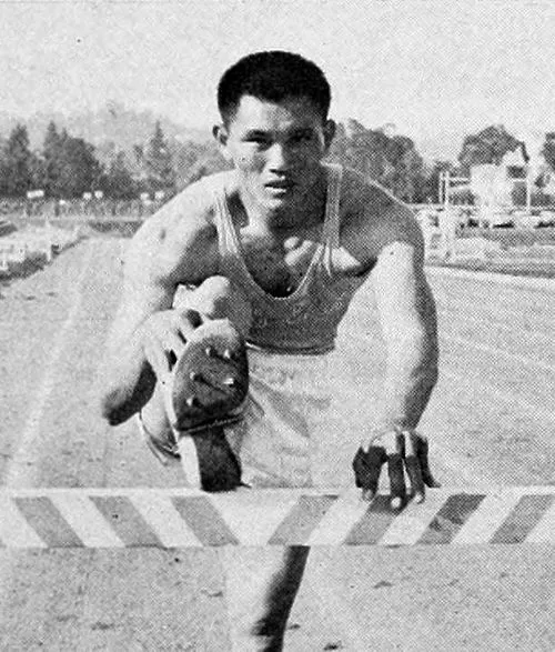 2007年 - 楊伝広、十種競技選手(* 1933年)