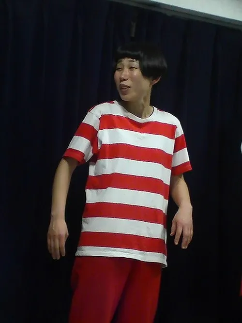 1979年 - 牧野ステテコ、お笑い芸人