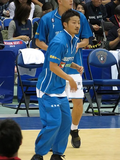 1990年 - 狩野祐介、バスケットボール選手