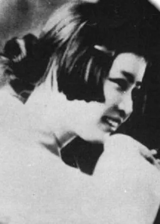 1930年 - 田部シメ子、小説家太宰治の愛人（* 1912年）