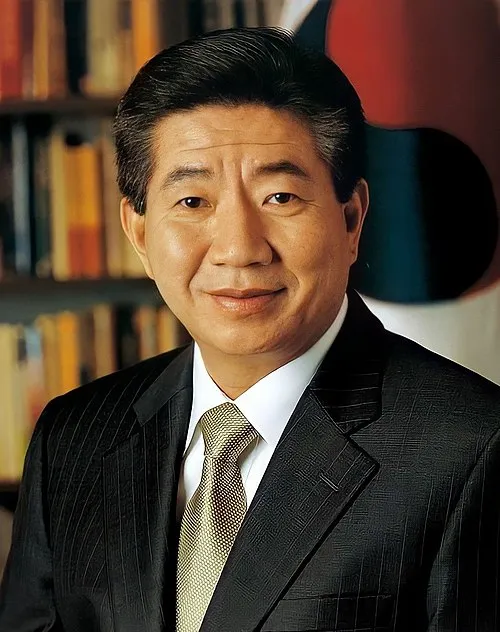 1946年(旧暦8月6日) - 盧武鉉、政治家、第16代大韓民国大統領(+ 2009年)