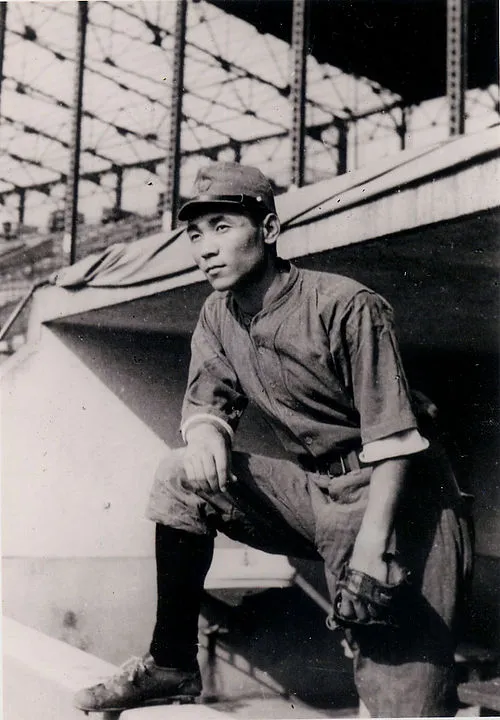 1945年 - 石丸進一、プロ野球選手(* 1922年)