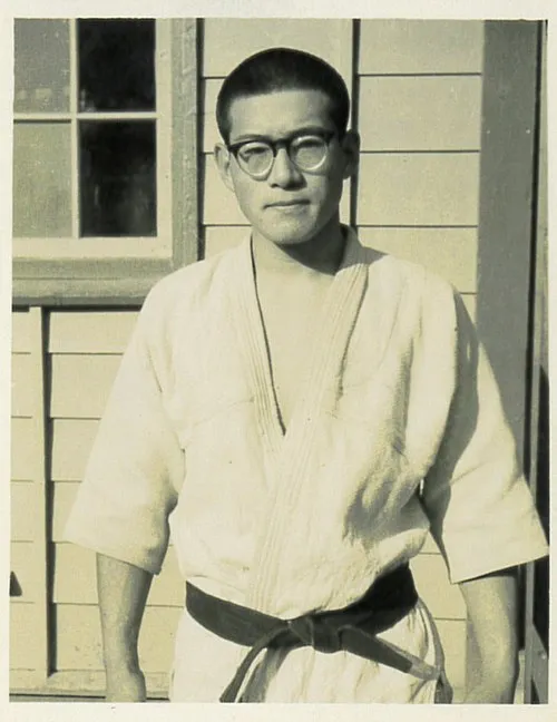 1936年 - 神永昭夫、柔道家(+ 1993年)