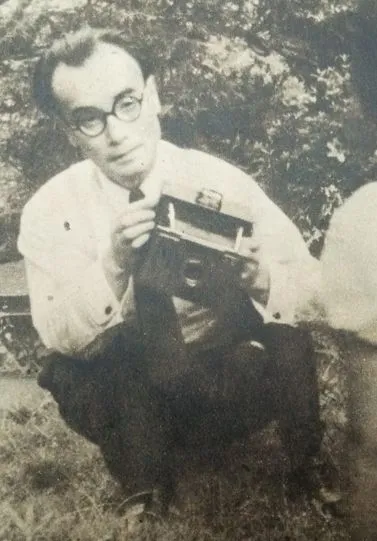 1957年 - 神西清、翻訳家(* 1903年)