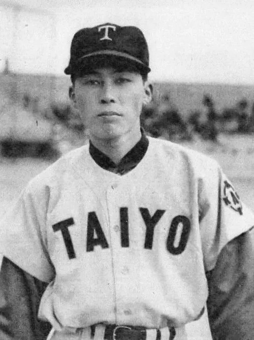 1934年 - 秋山登、元プロ野球選手、プロ野球監督(+ 2000年)